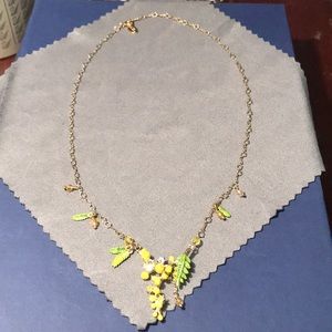 Les nereides necklace